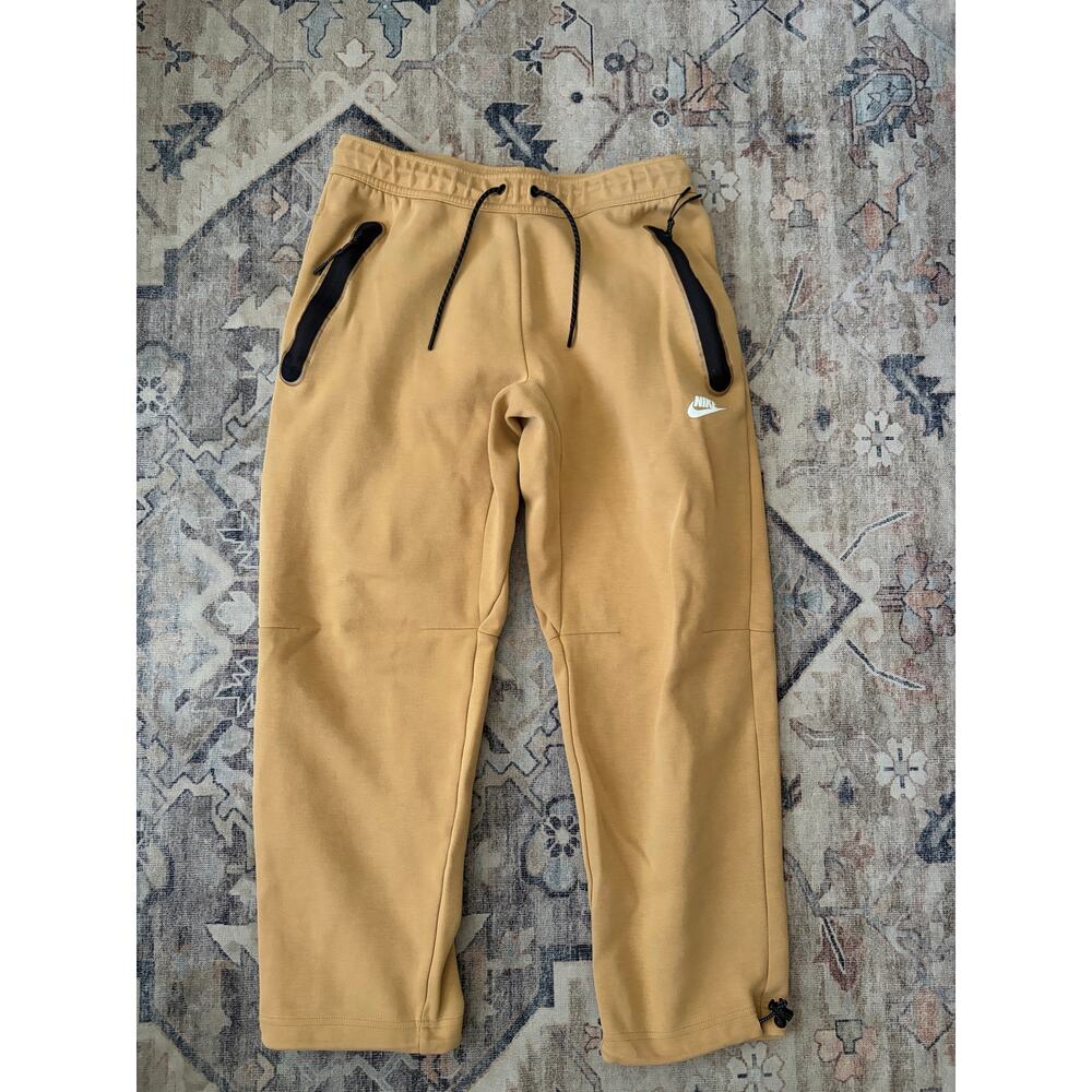 Nike Tech Fleece Open Hem Pants Mens Medium DQ4312-722 Elemental Gold Jogger